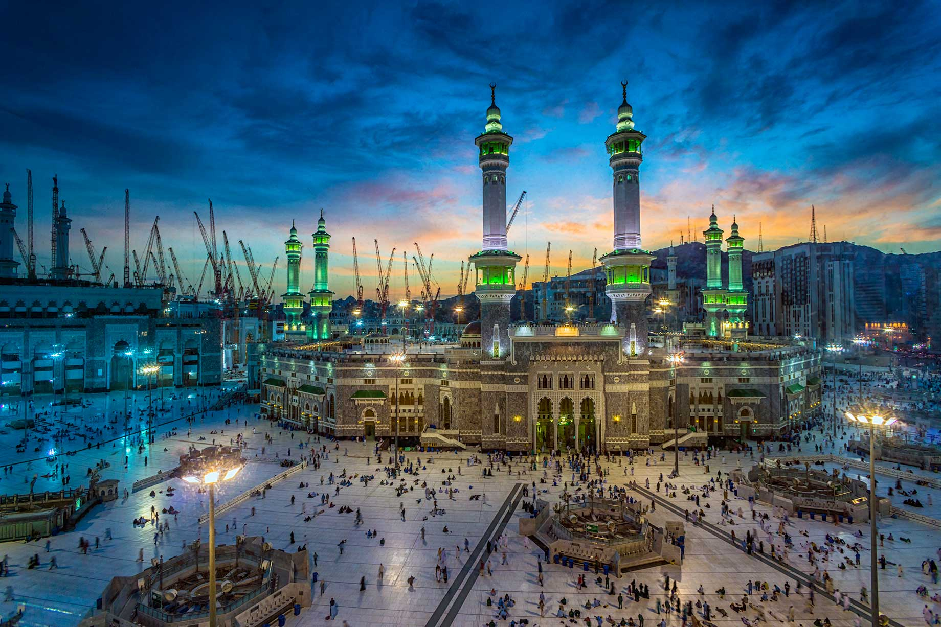 Cranes dominate Mecca's skyline as the city undergoes massive development