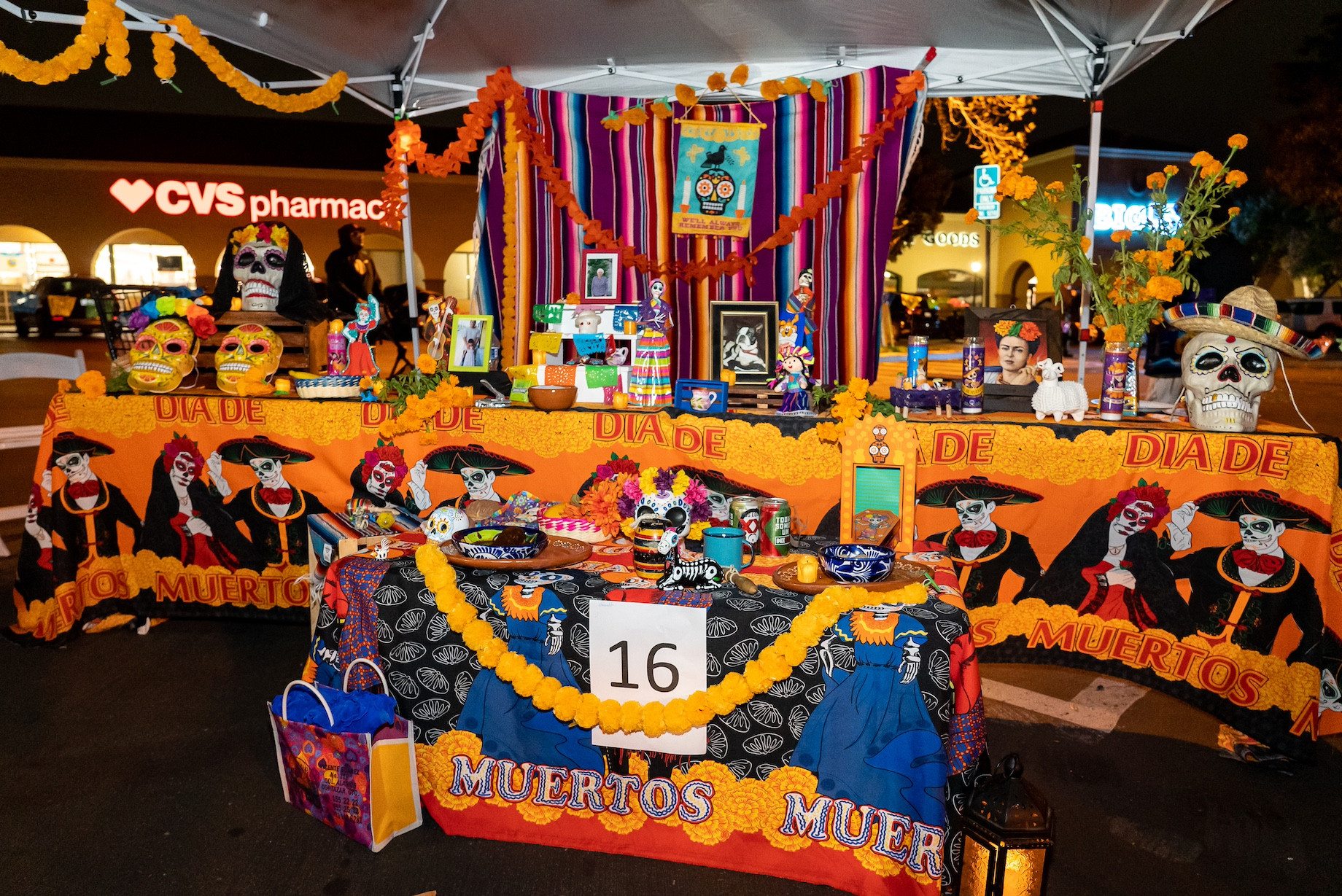 Terra Nova Plaza held a free Dia de los Muertos event to honor the market’s Hispanic consumers —60% of Chula Vista, Californi