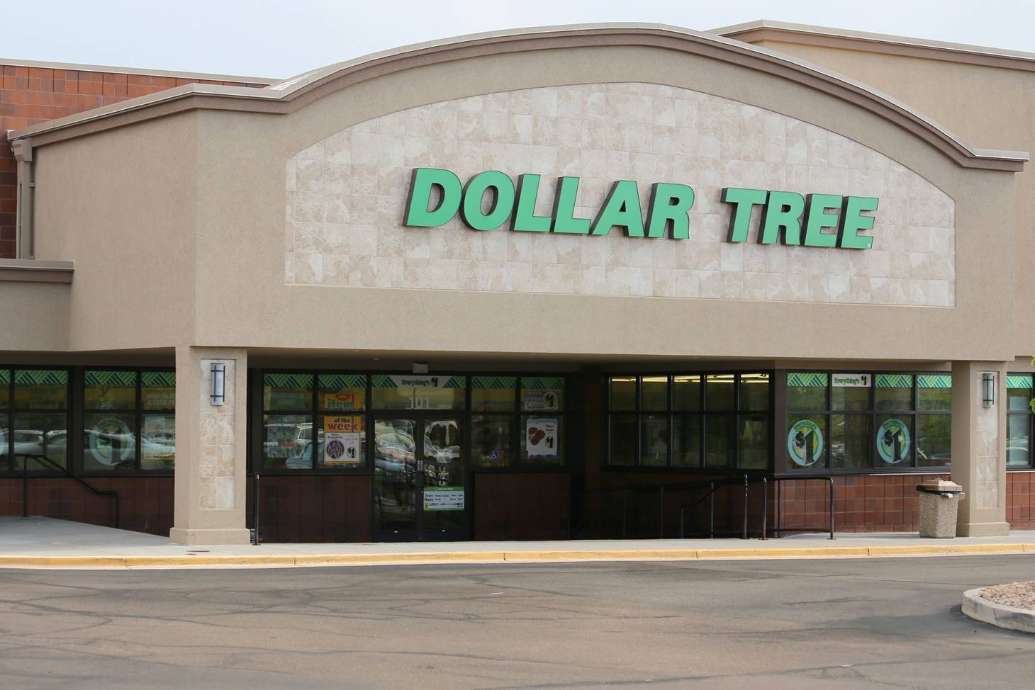 Dollar Tree, Inc., opening, renovating stores ICSC International